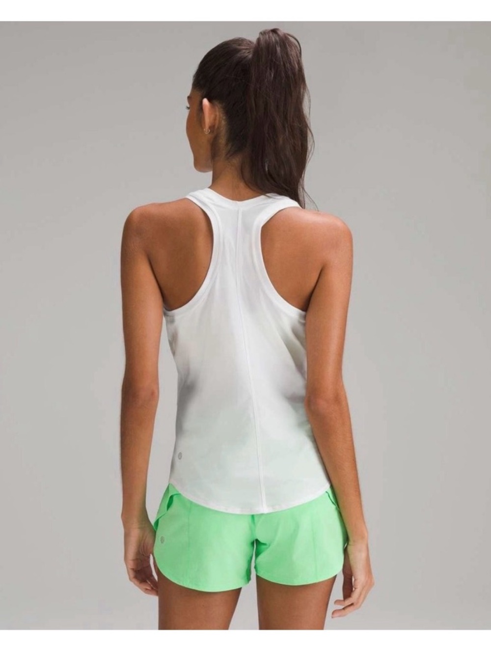 Lululemon Nulux slim fit lightweight tank, size 6/8